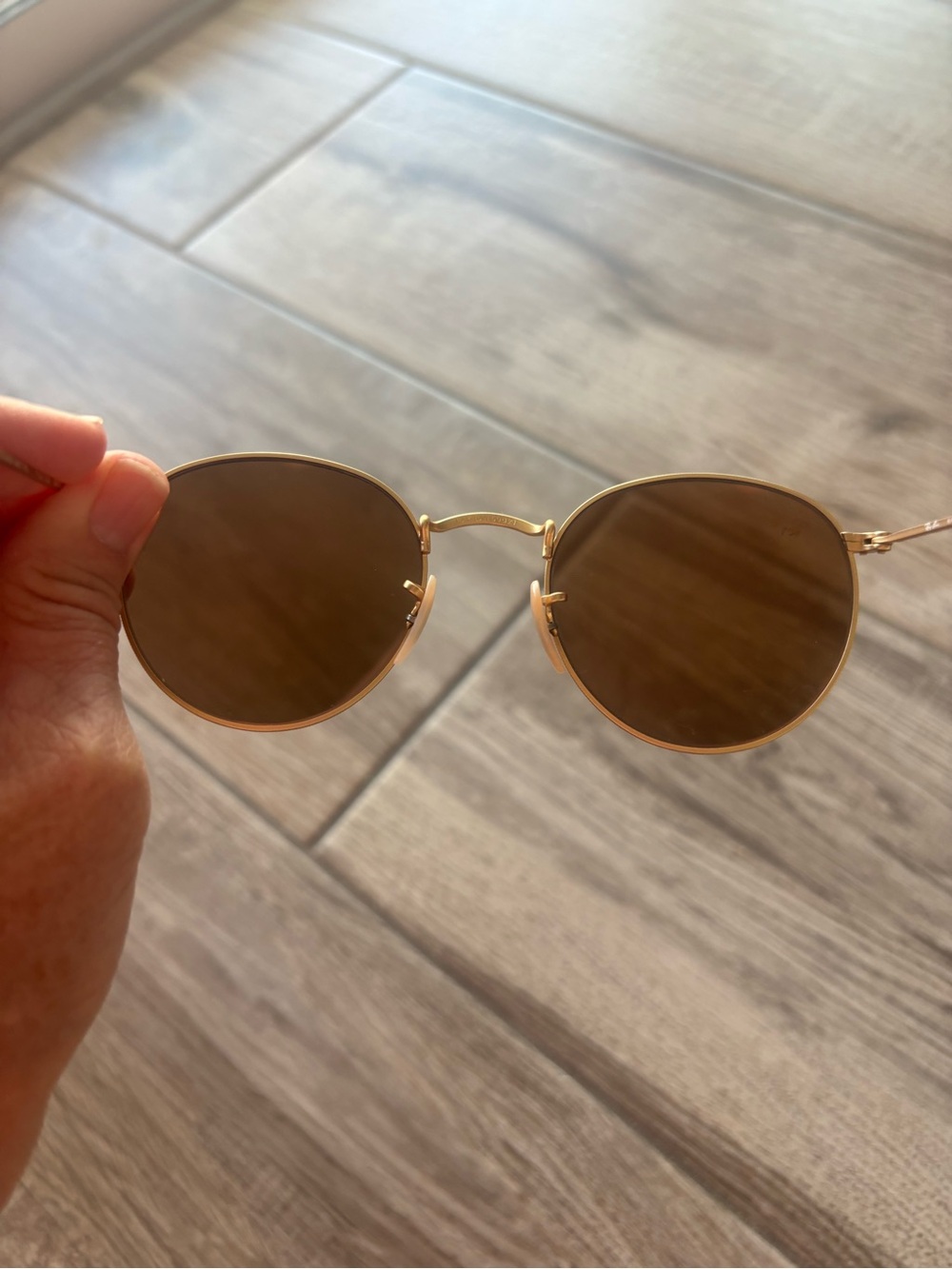 Ray-Ban Round Flash Pink Mirror Sunglasses in great condition. - Picture 7 of 8